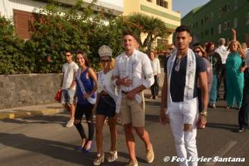 El Caracol despide sus fiestas con procesión y espectáculo musical (Foto Francisco Javier Santana)